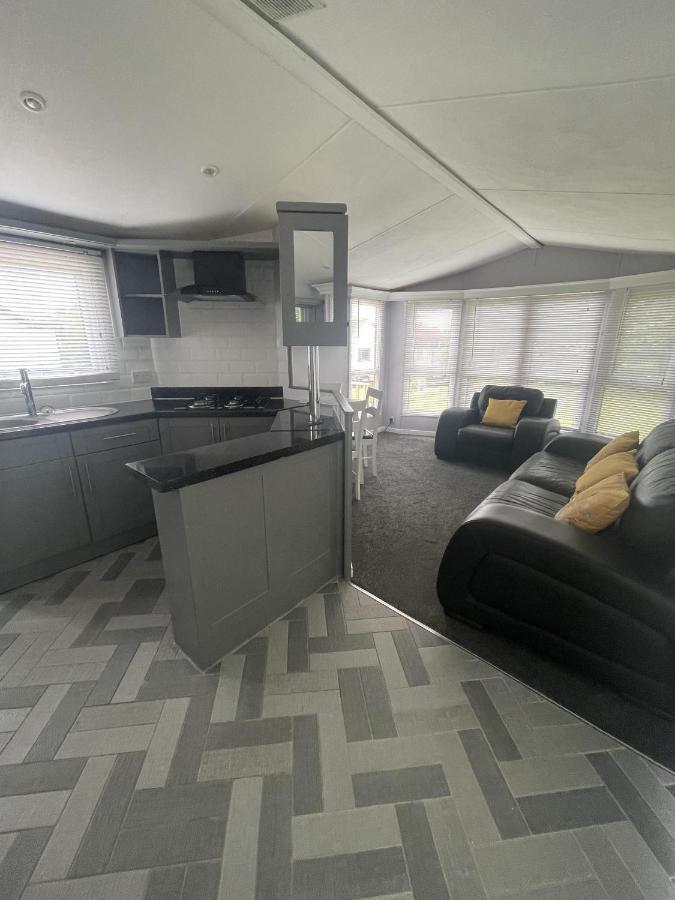 The Winchester Chalet By Sasco Blackpool Eksteriør bilde
